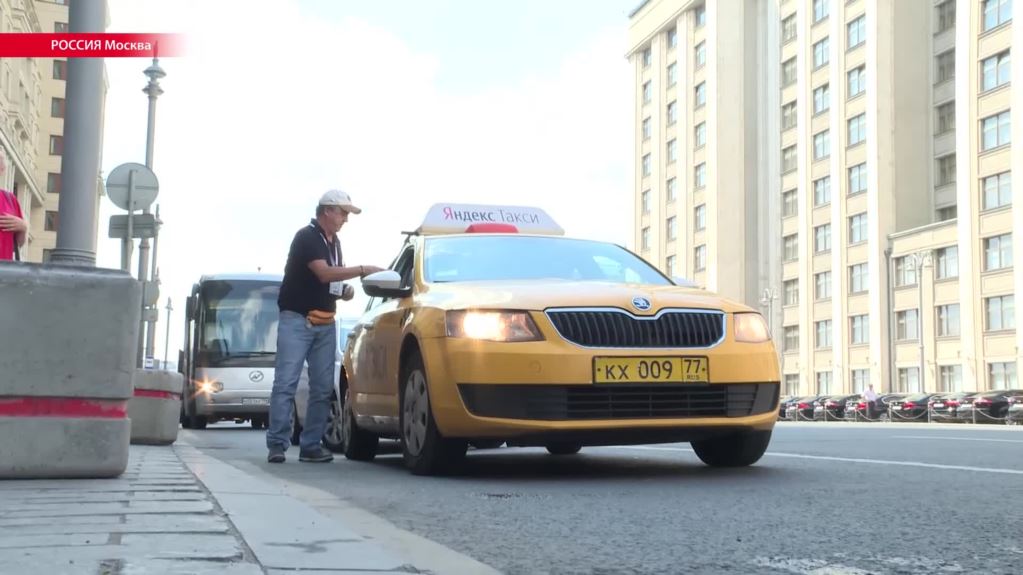 Видео про таксиста. Питерское такси. Такси видео. Безопасное такси. Такси на ПЭМФ.